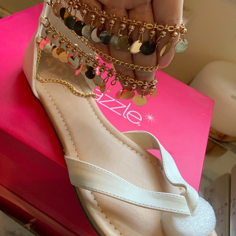 SHOEDAZZLE sandal BNIB